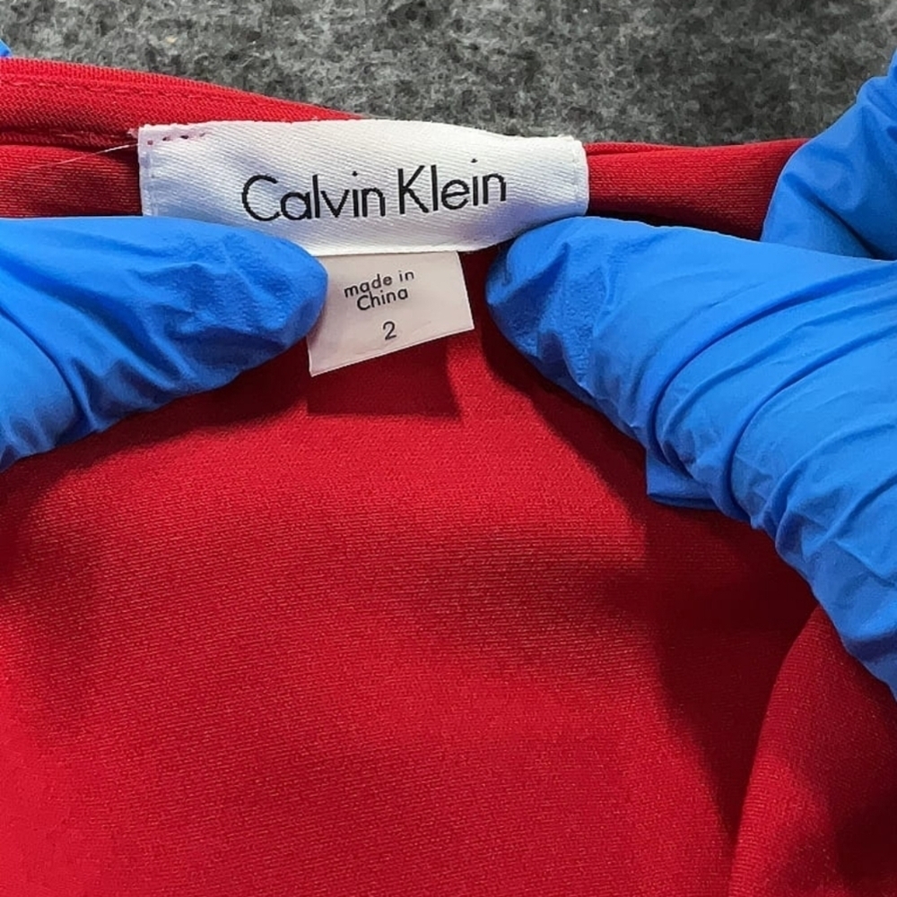 Calvin Klein Red Shift Dress with Ruffle & Zipper Detail Size 2 NWT - Picture 5 of 6